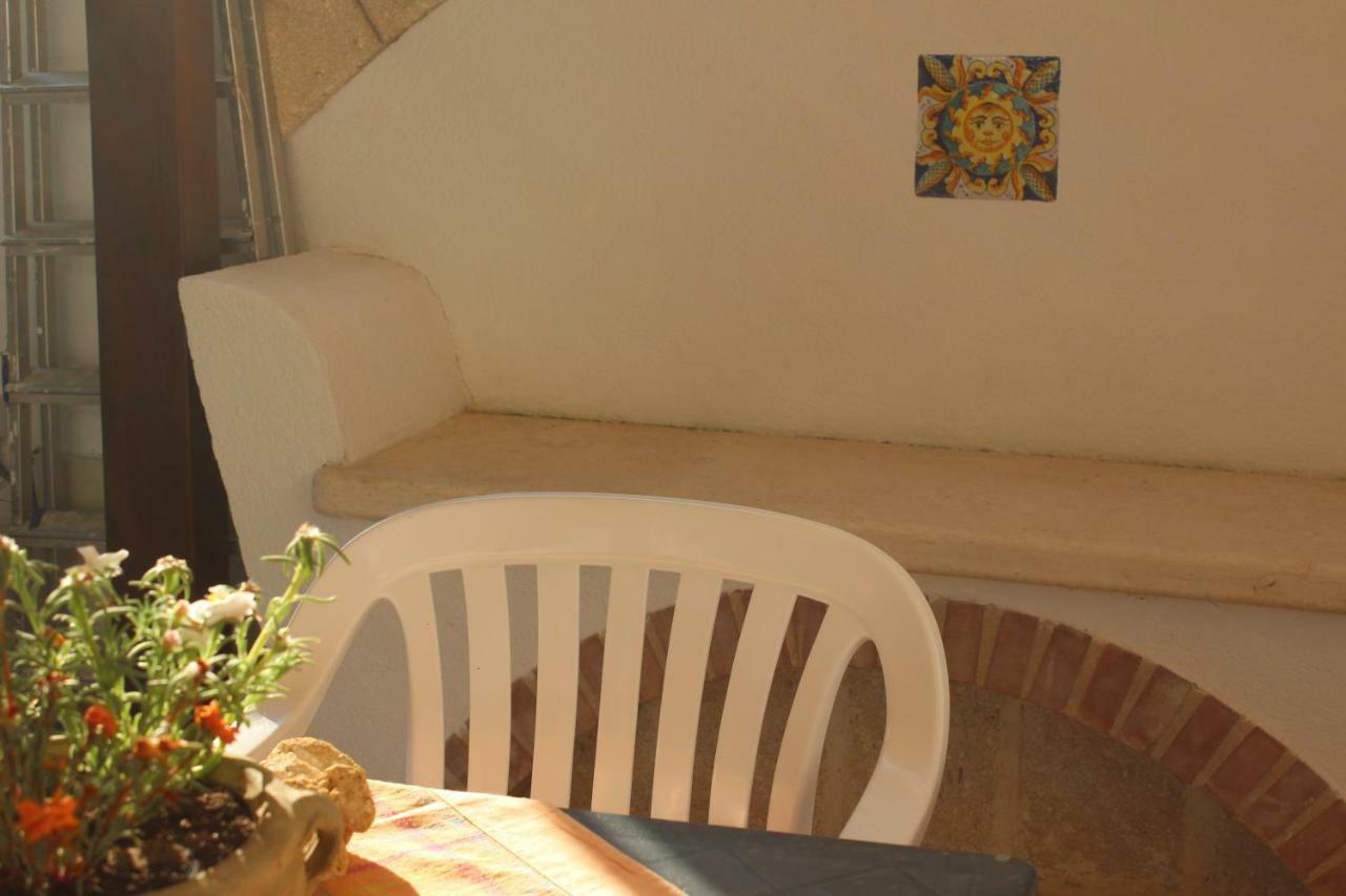 Monolocale Da Mariolina Apartamento Macari Exterior foto
